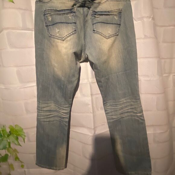 ALMOST FAMOUS LOW RISE JEANS​​ - Picture 8 of 10
